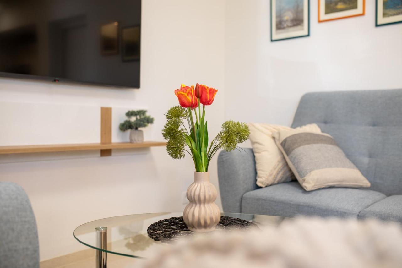 Apartman "Ela" Njivice Extérieur photo