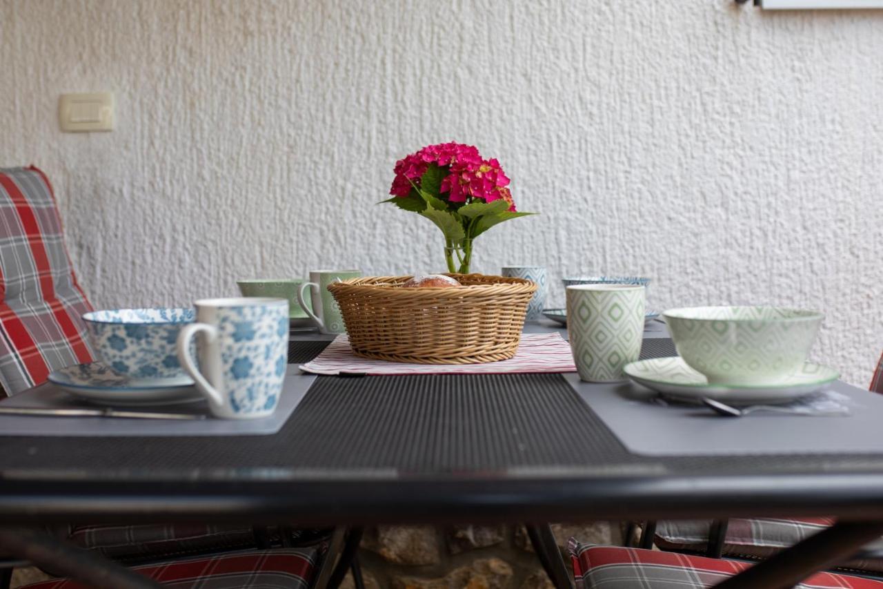 Apartman "Ela" Njivice Extérieur photo