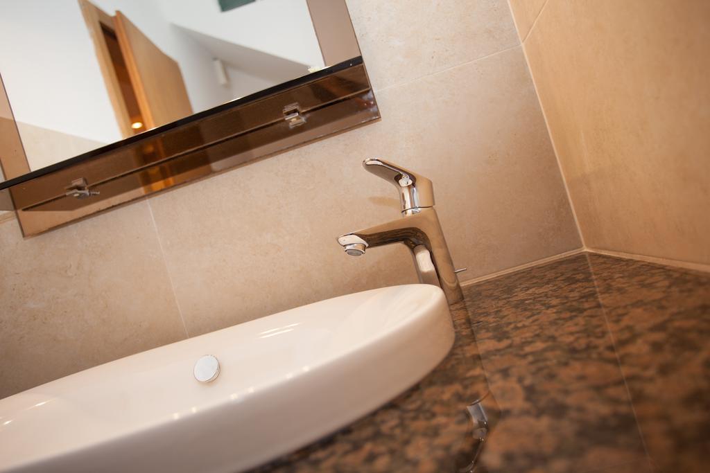Apartman "Ela" Njivice Extérieur photo