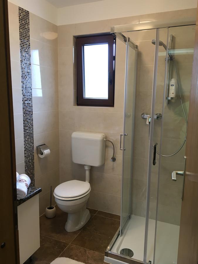 Apartman "Ela" Njivice Extérieur photo